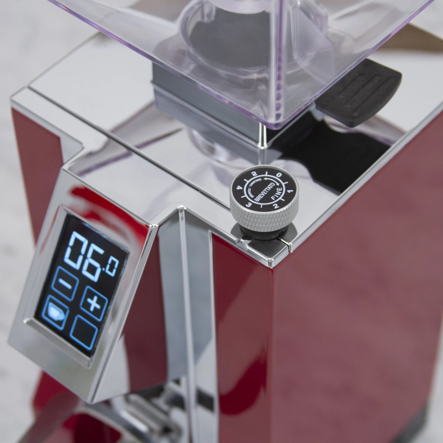 Eureka Mignon Magnifico Coffee Grinder In Amaranth - Image 10