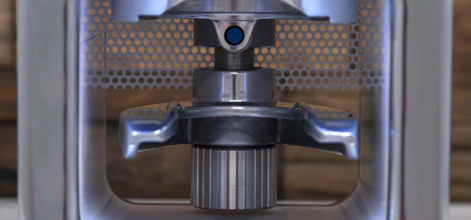 Compak Cube Automatic Tamper 58mm- Glossy White - Image 9